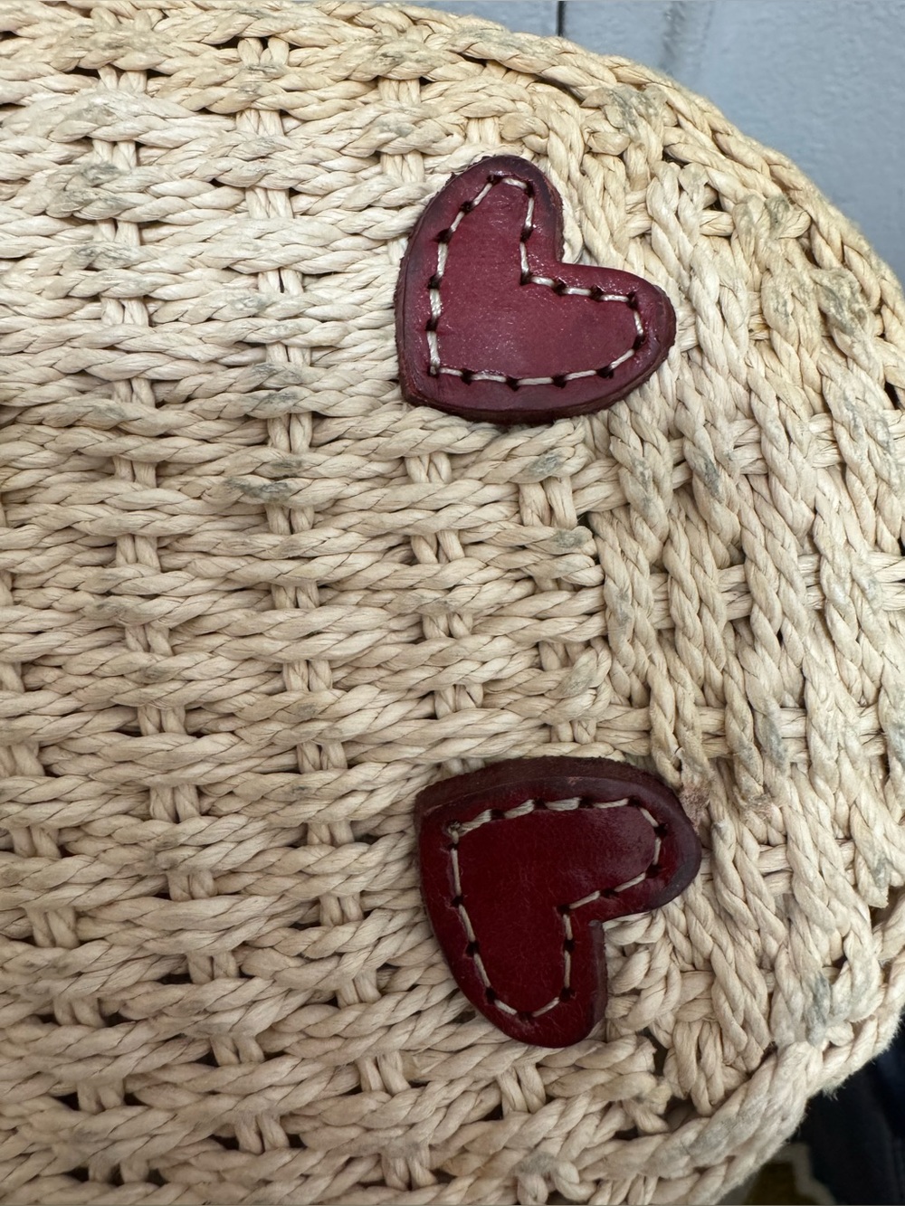 BRIGHTON Beverly Straw Floral Handbag/Tote Deep Red Leather Bag Heart Detail - Picture 10 of 10